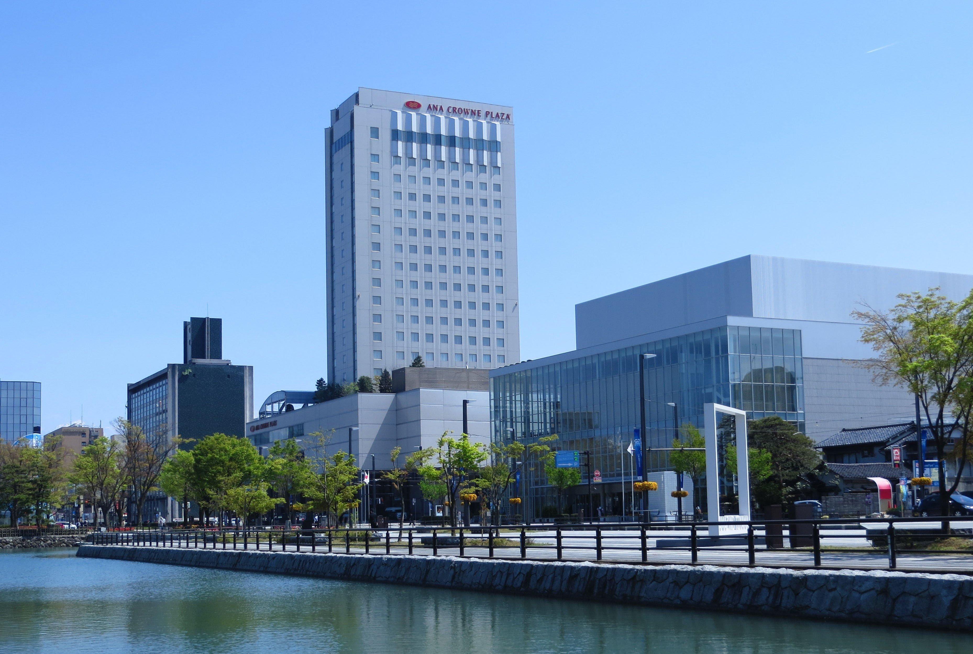 Hotel Ana Crowne Plaza Toyama By Ihg Esterno foto